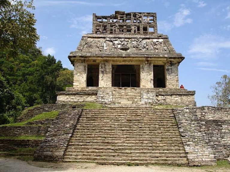 Mayan Temples and Palaces were originally enshrouded in drapery